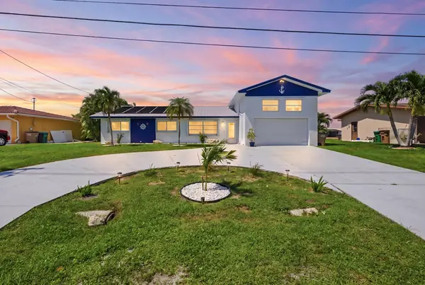 1421 SE 29th Terrace, Cape Coral, front of the home at twilight